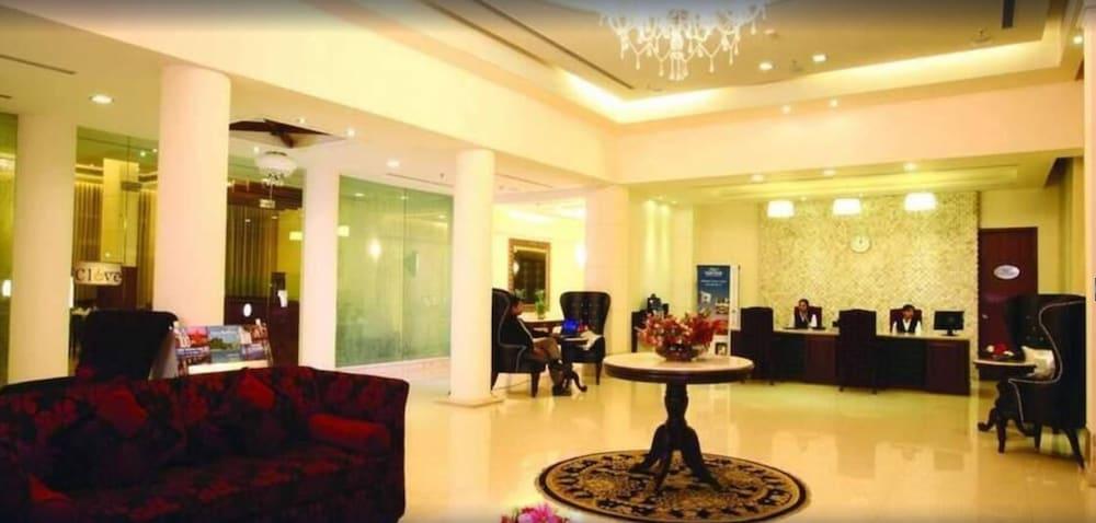 فندق أمبروسيا ساروفار بورتيكو هاريدوار Haridwār المظهر الخارجي الصورة