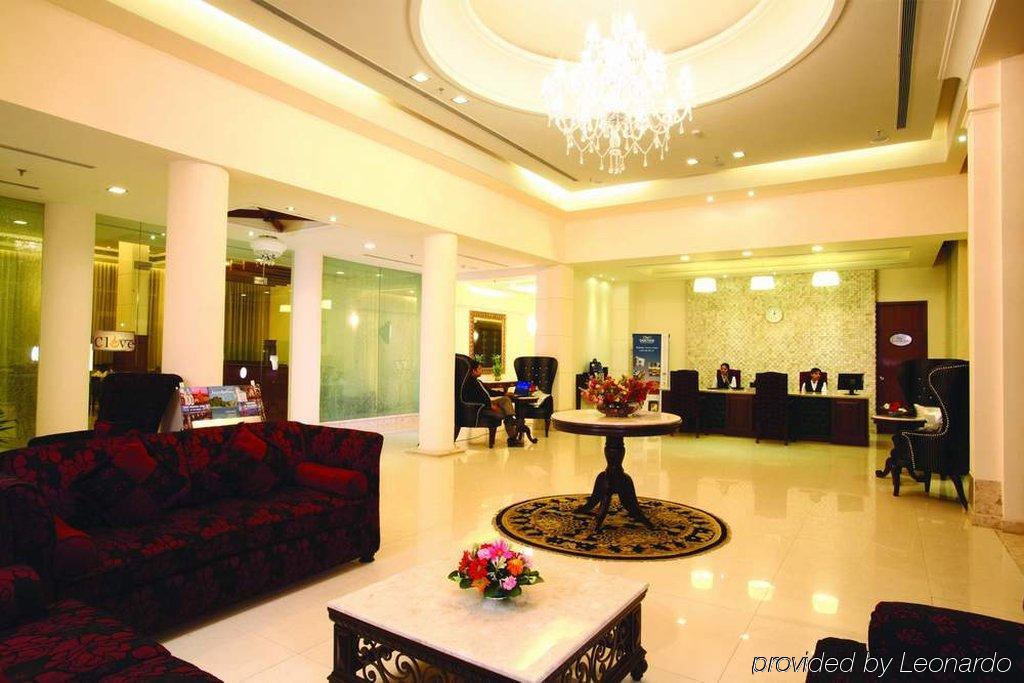فندق أمبروسيا ساروفار بورتيكو هاريدوار Haridwār المظهر الداخلي الصورة